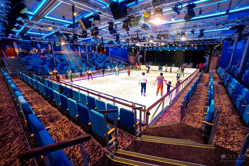 Material publicitario para el crucero Symphony of the Seas