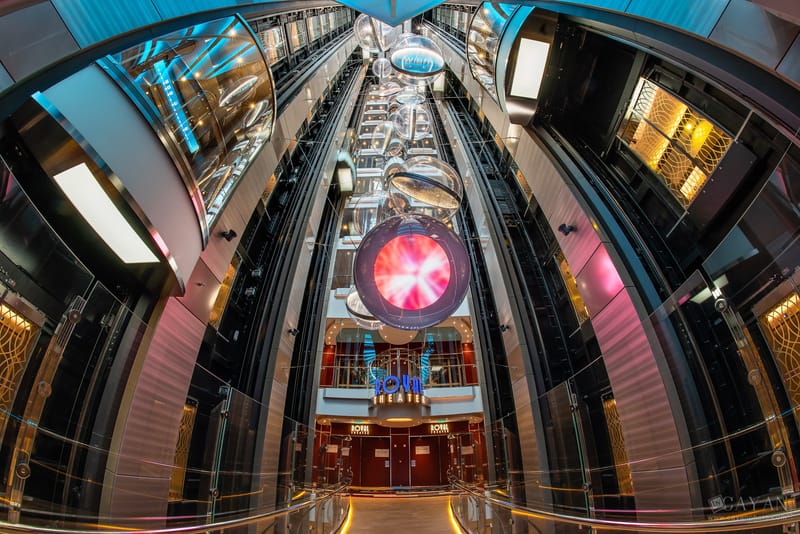 Material publicitario para el crucero Symphony of the Seas