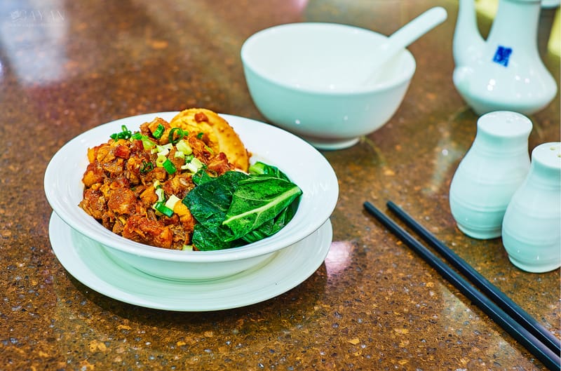 Material para catálogo y menú del Restaurante Chino Asiático IZUMI