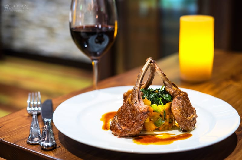 Material para catálogo, menú y promoción de Steak House Chopp Grill