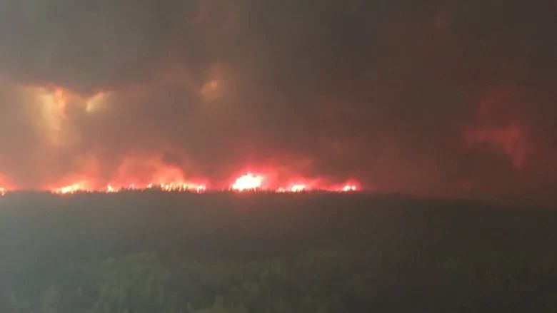 Meander River, Alberta, CA under mandatory evacuation order