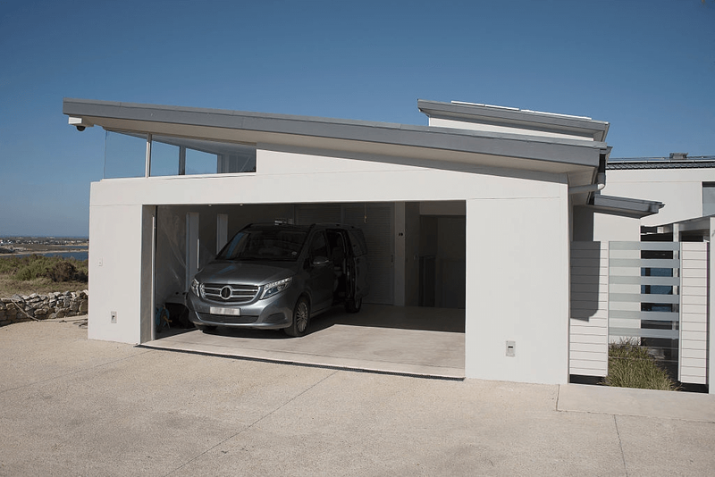 Elites In Pakistan Making Their Automobiles Bullet And Bomb Proof