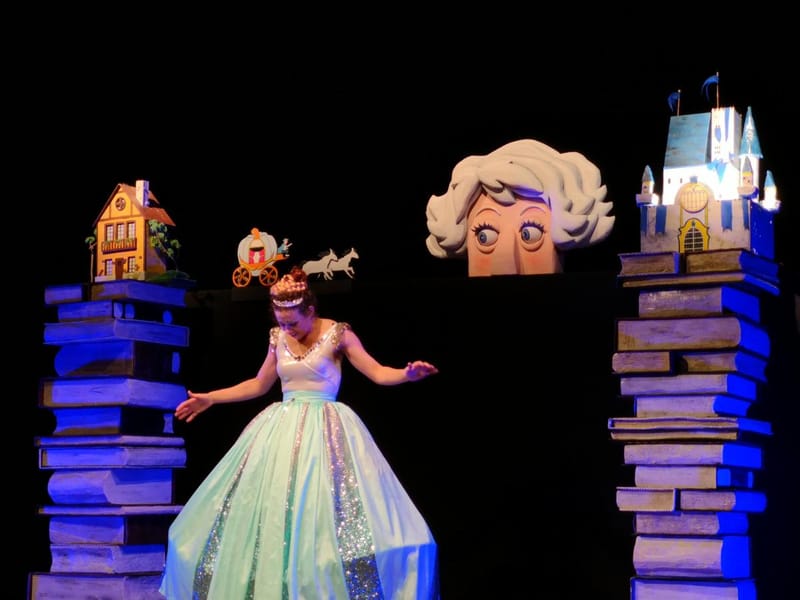 Cenerentola in Bianco e Nero