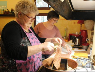 Asnières sur Vègre - Les tissus se vendent jusqu'à New-york