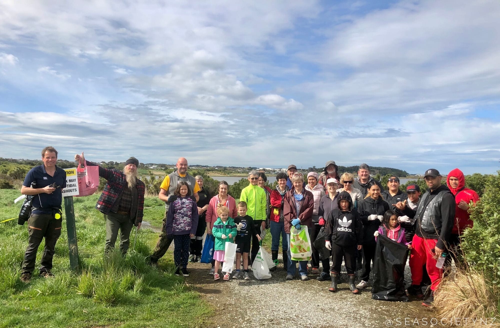 Invercargill Estuary Walkway Rubbish Clean Up