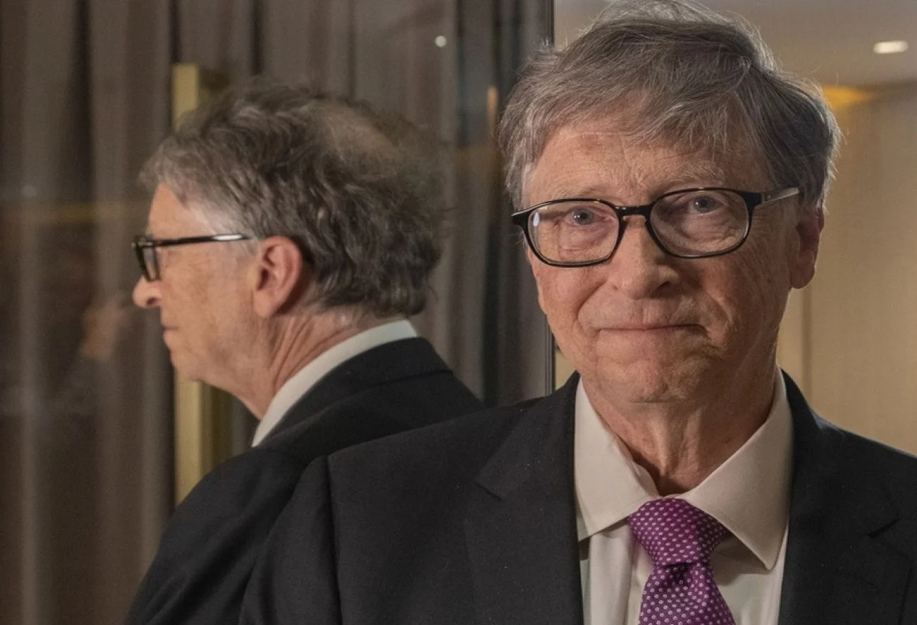 “ARREST BILL GATES!” – Roaring, Massive ‘Super Protest’ Ascends Outside of TED Talk Ahead Of Gates’ Keynote Speech – Media Silent