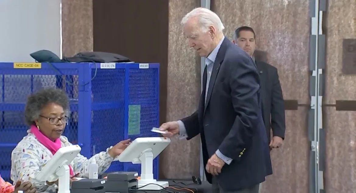 How can this be? Biden showing ID to vote. Remember when he accused Georgia and other states of going back to the good old days of Jim Crow Democrats. Cause they had voter ID.