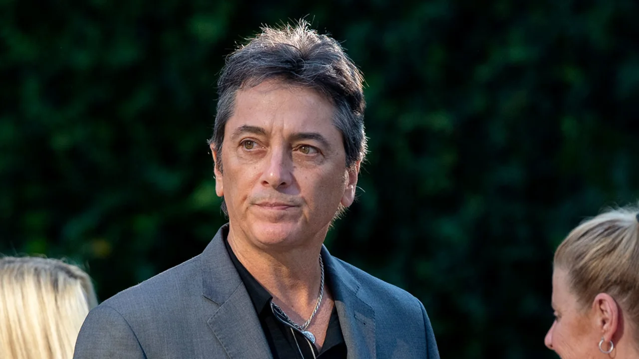 It's Official: California has become a 3rd-world Country--Scott Baio leaving for FLA!