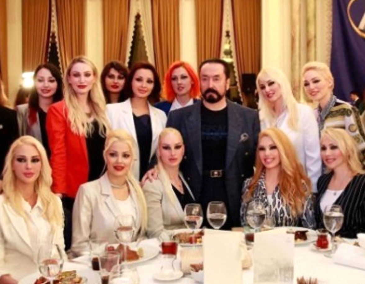 SAYIN ADNAN OKTAR VE ARKADAŞLARINI GÜYA TEHLİKELİYMİŞ GİBİ GÖSTERME OYUNU