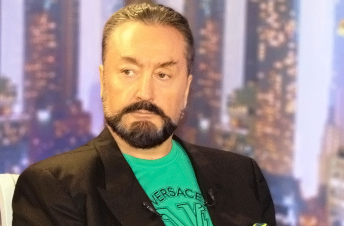 SAYIN ADNAN OKTAR'IN HİÇBİR ZAMAN MEHDİLİK İDDİASI OLMADIĞI GİBİ MEHDİLİK İMASI DA OLMAMIŞTIR