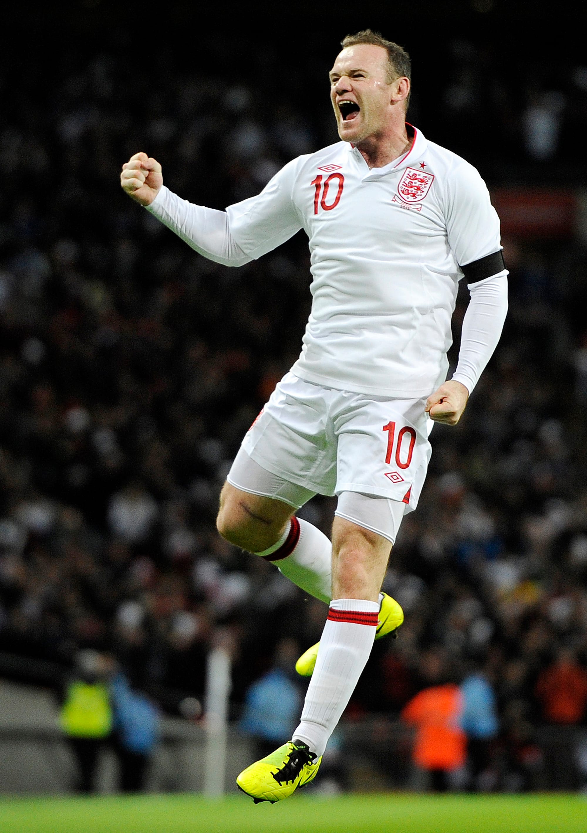 Wayne Rooney celebrates at Wembley, London, 2016.