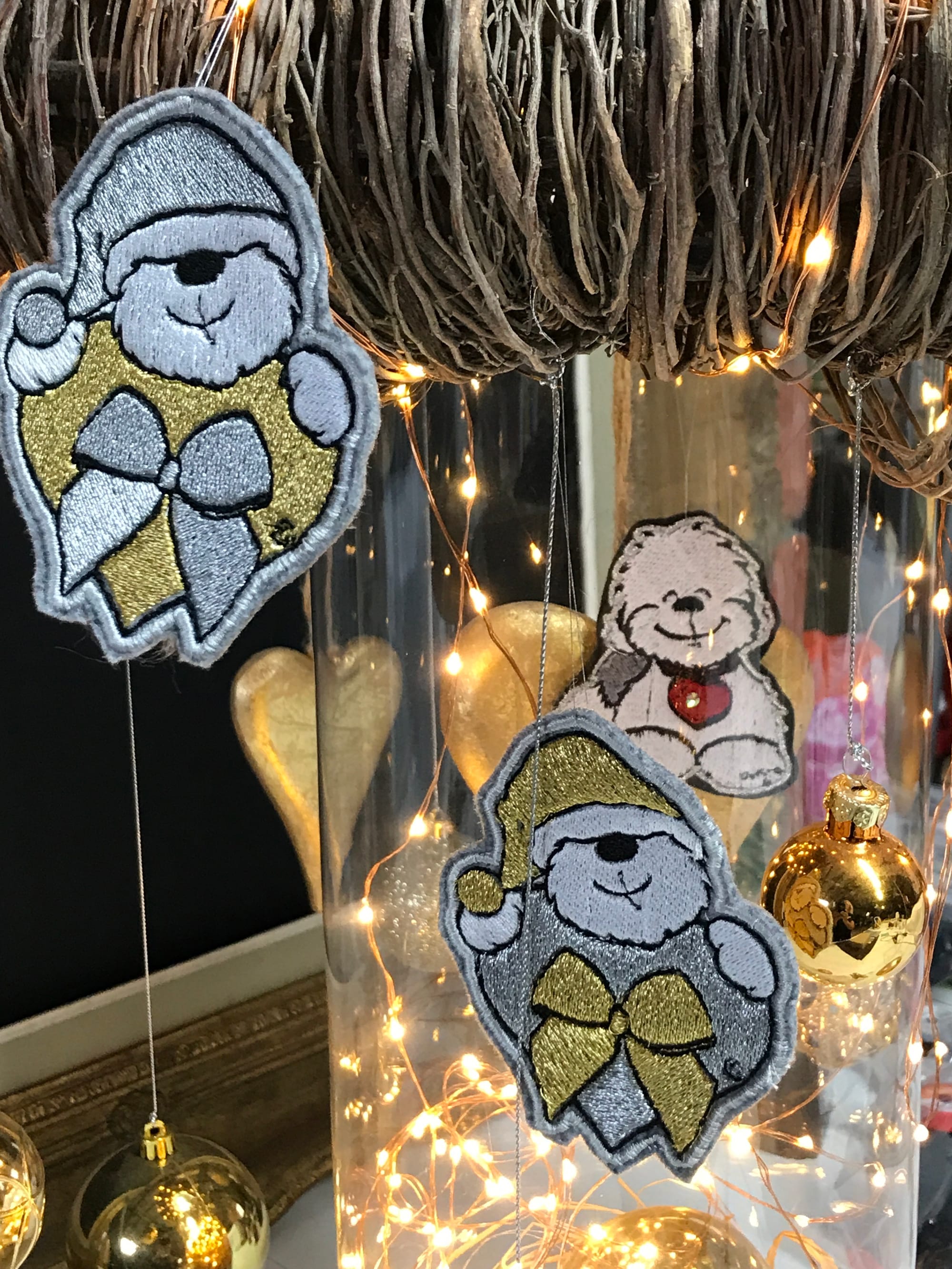 Gold and silver ornament