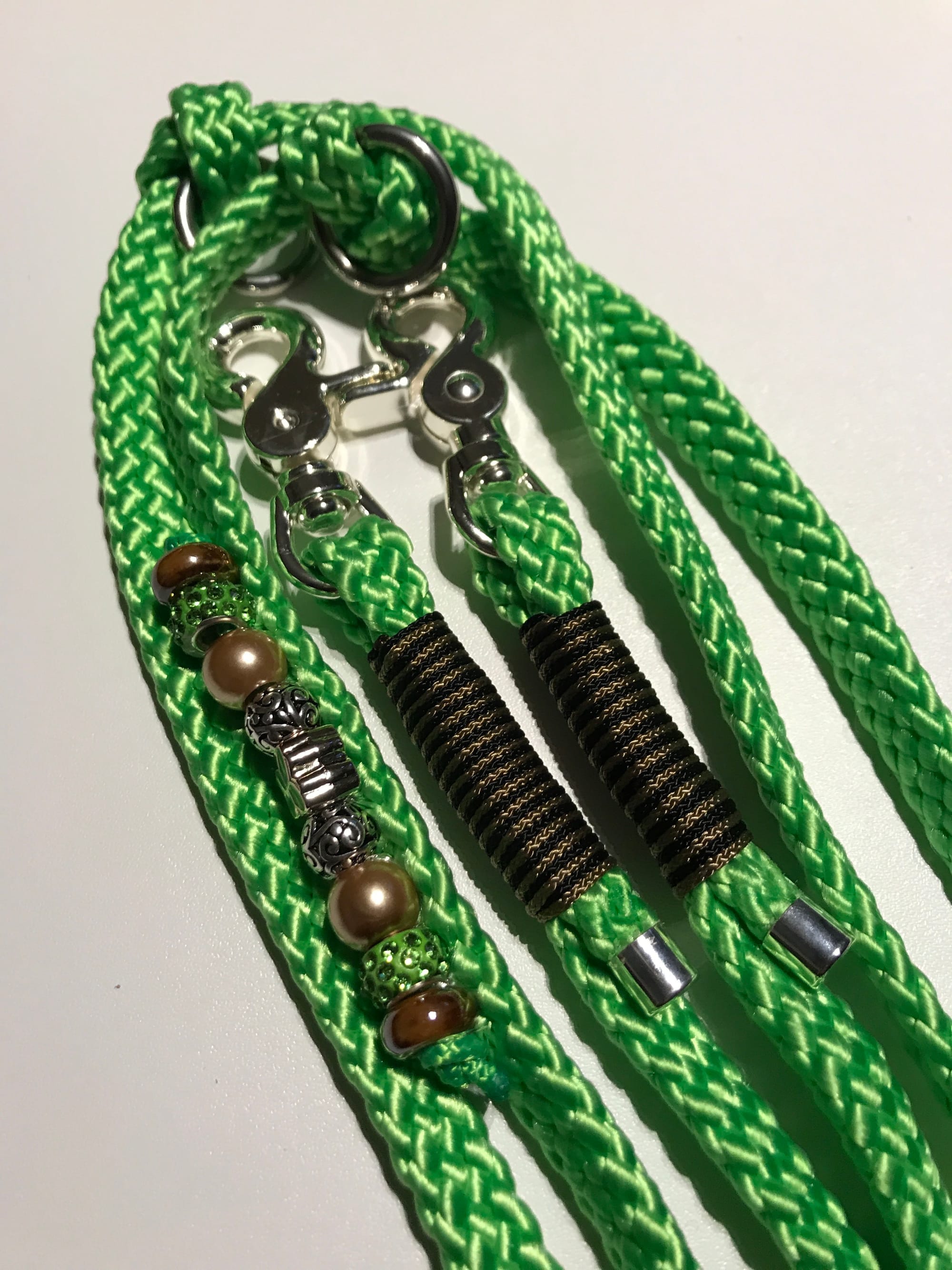 Light green leash
