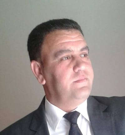 الباحث عبد المجيد قاسم: مأساة أطفالنا أكبر مأساة إنسانية!