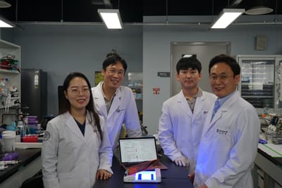 고령의 치매 환자일수록 코로나 감염 가능성 더 높아 (KBS뉴스)