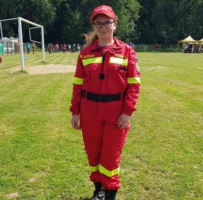 Două surori, aceeași pasiune! Roxana Meisaros, voluntar ISU: " Am participat la aproape 100 de intervenţii alături de colegii mei deosebiţi "