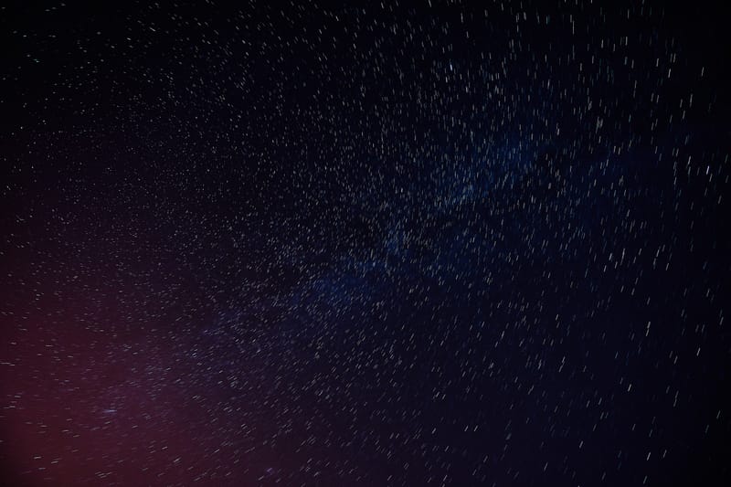 Democrito y Tales De Mileto