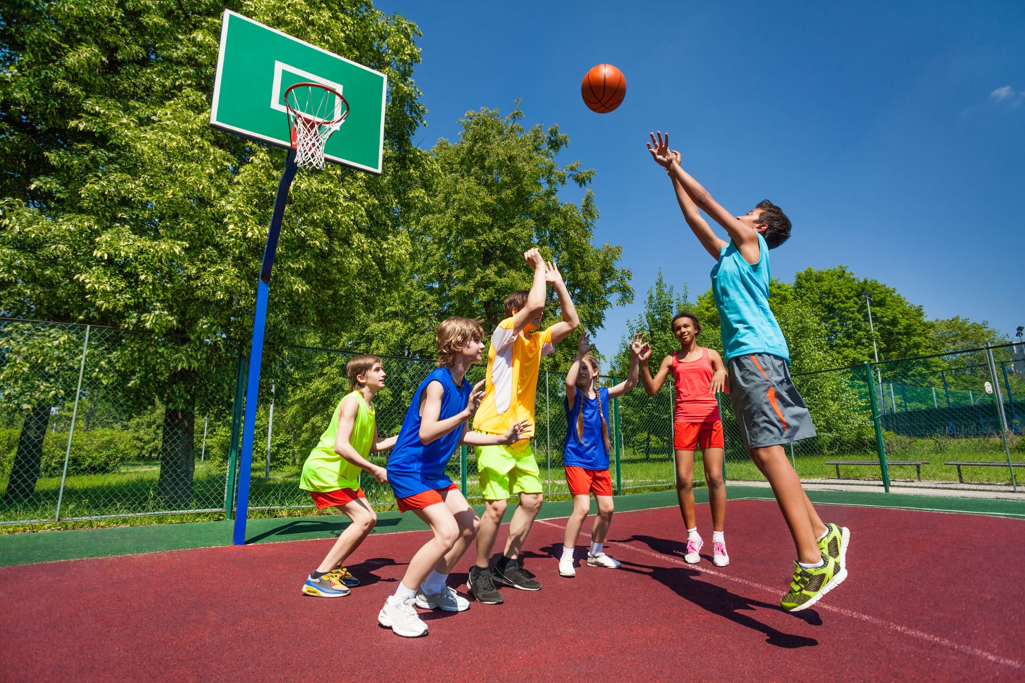 GRATIS OG GØY BASKETCAMP PÅ BORGEN I JULI!