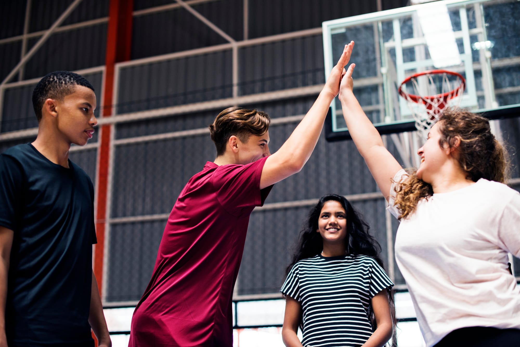 Har du lyst til å spille basketball for gøy?