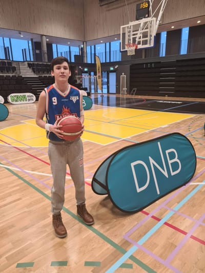 Traff fra midtbanen og fikk premien fra DNB