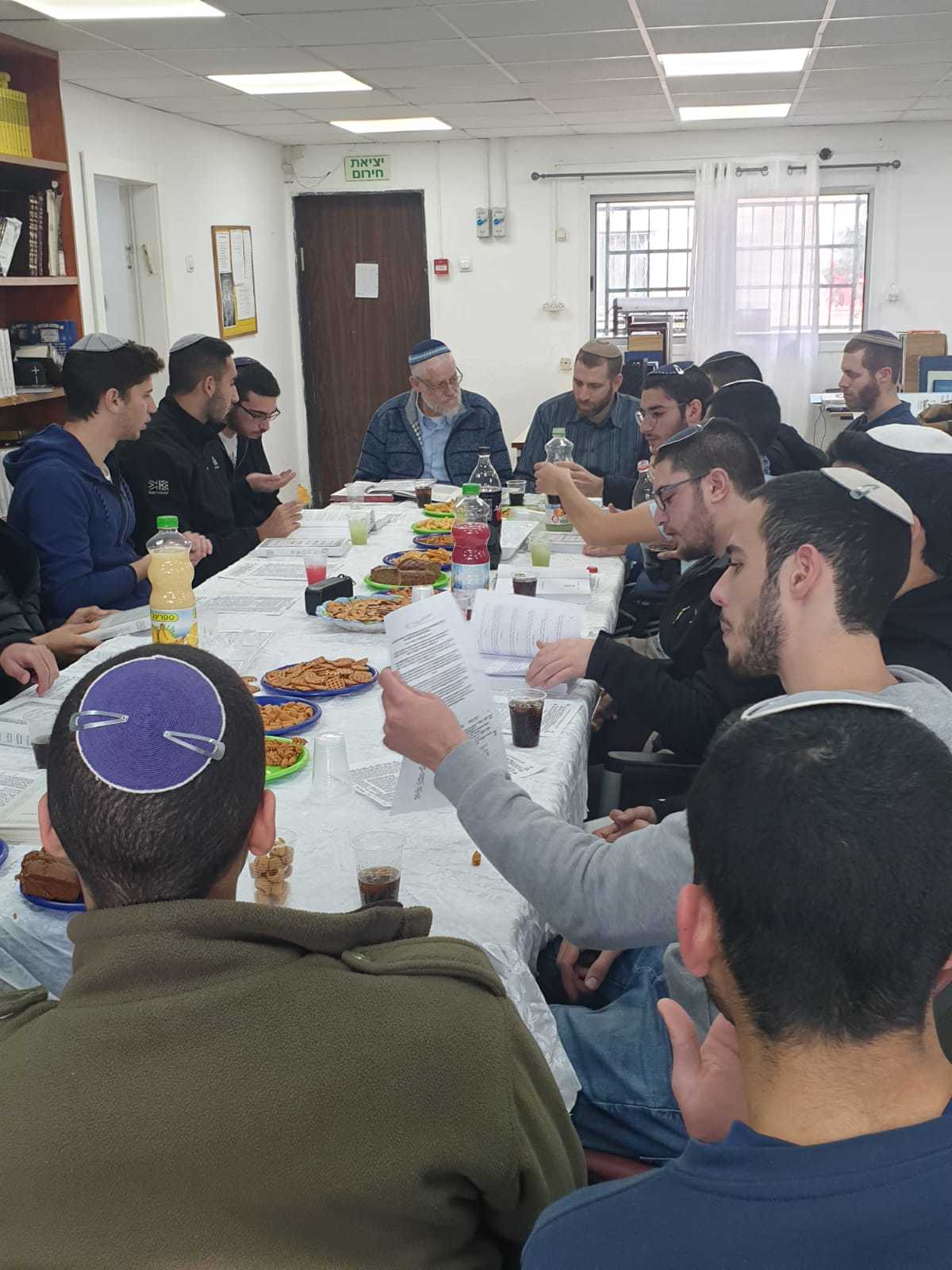 לא רק סיום ש"ס בבלי: הרב רובינשטיין מסיים את הירושלמי בפעם השלישית