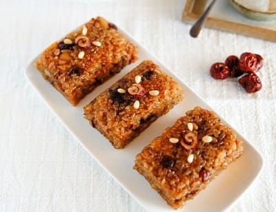 Món khai vị Yaksik độc đáo của Hàn