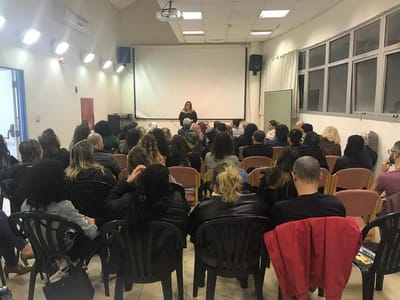 נעמה קוסטיקה- כוחה של מחשבה NLP image