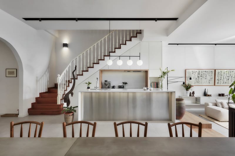 We specialize in overhaul interior styling and renovation