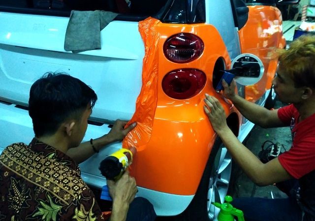 Pengertian dan Proses Cutting sticker mobil