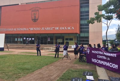 * Denuncian discriminación contra universitaria con discapacidad image