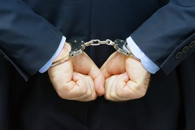 How to Choose Expert Criminal Defense Lawyer in Simplest Way