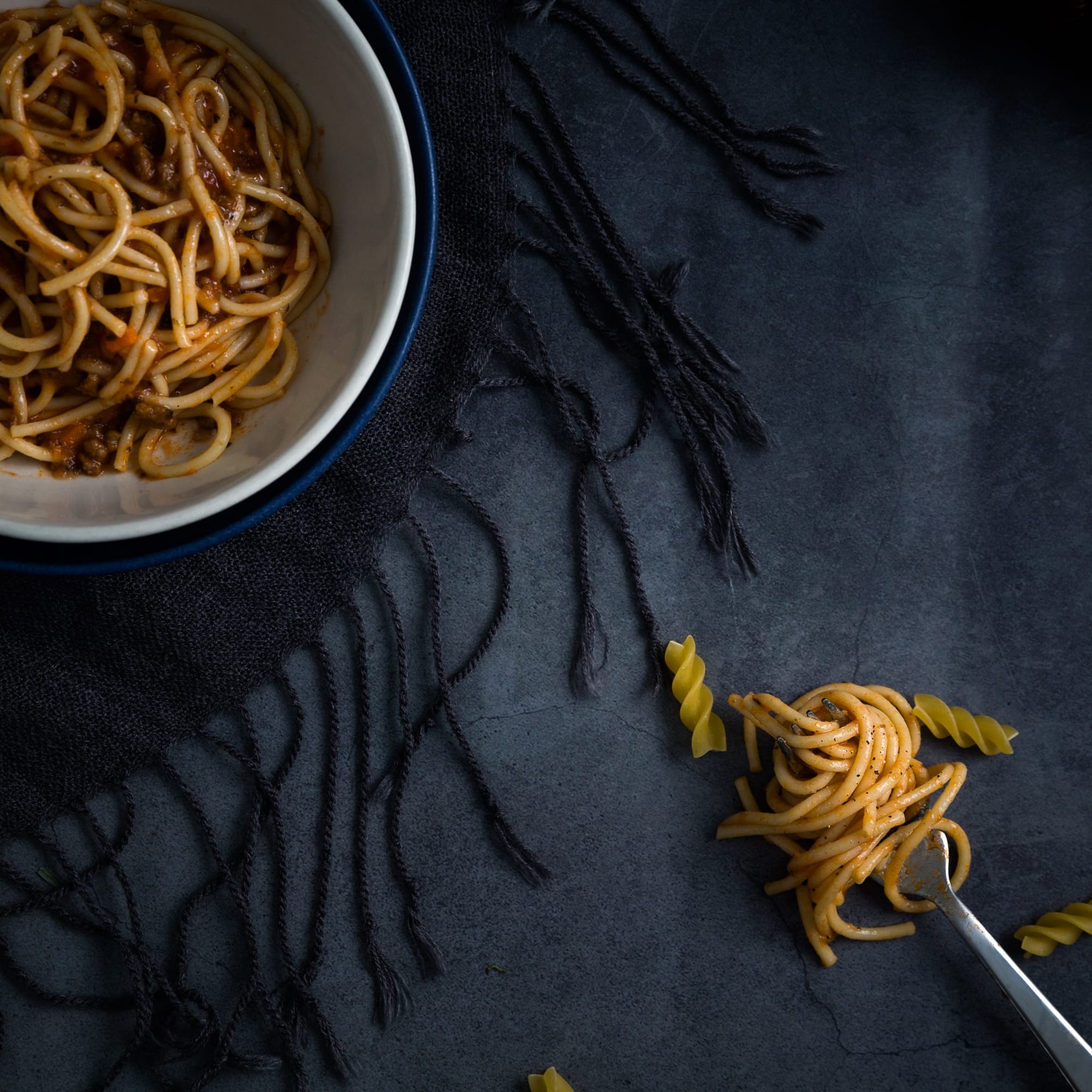 Pasta de espelta con pollo a la soja