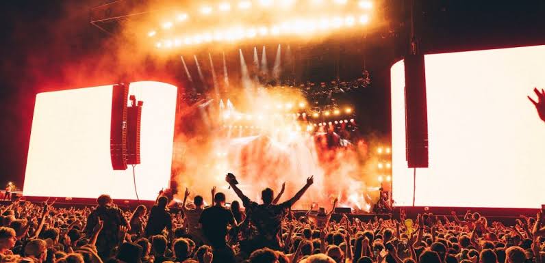 Our highlights from Reading Festival 2019, from rock and roll to getting rickrolled