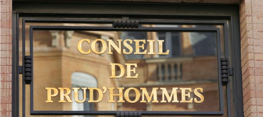 Comment contester son licenciement : saisir le Conseil de Prud’hommes.