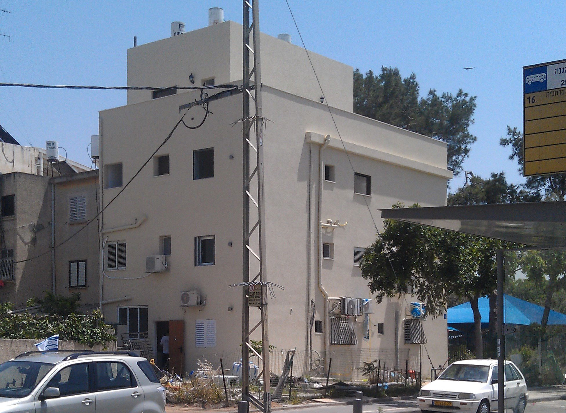 הוספת אגף לבניין רכבת קיים