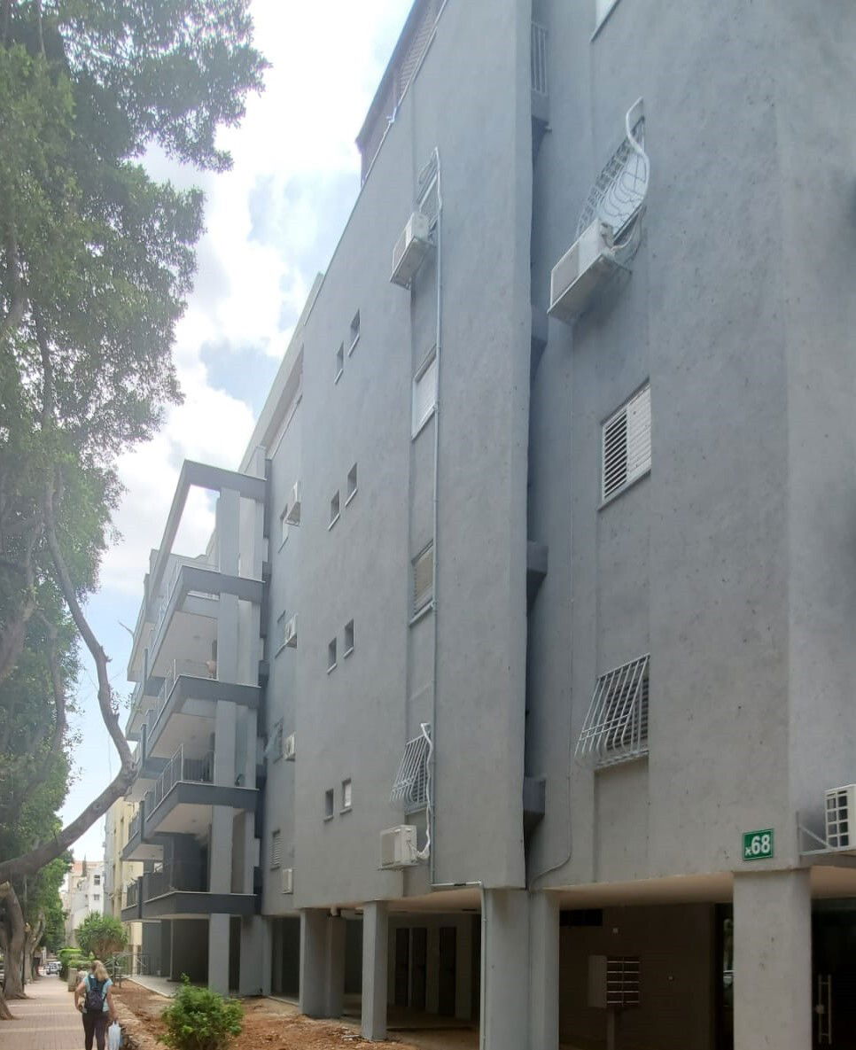 פרויקט להקמת מרפסות בבניין משותף