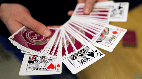 Trik Licik Menang Taruhan Poker Online