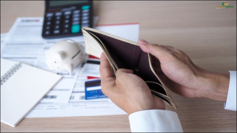 Financially Strapped: Go for Cash Loan