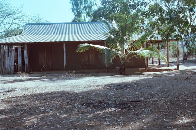 Cahier15:  MAISONS EN TORCHIS.
