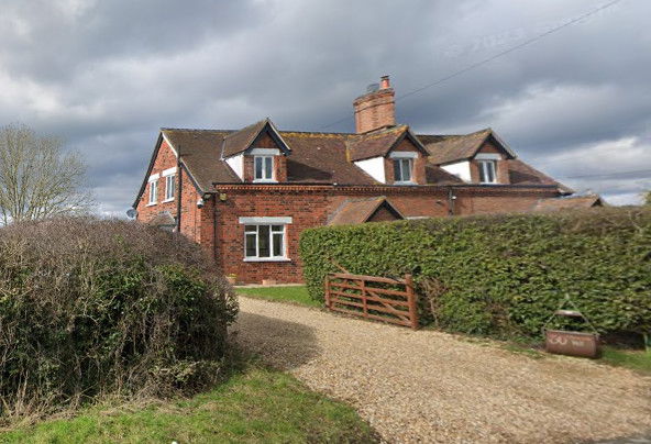 Wainlode Hill (Norton Court Estate Cottage No 30)