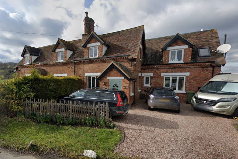 Wainlode Hill (Norton Court Estate Cottage No 31 / Woodbine Cottage)