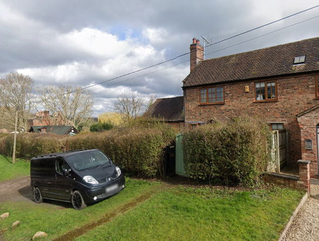 Wainlode Hill (Norton Court Estate Cottage No 33)