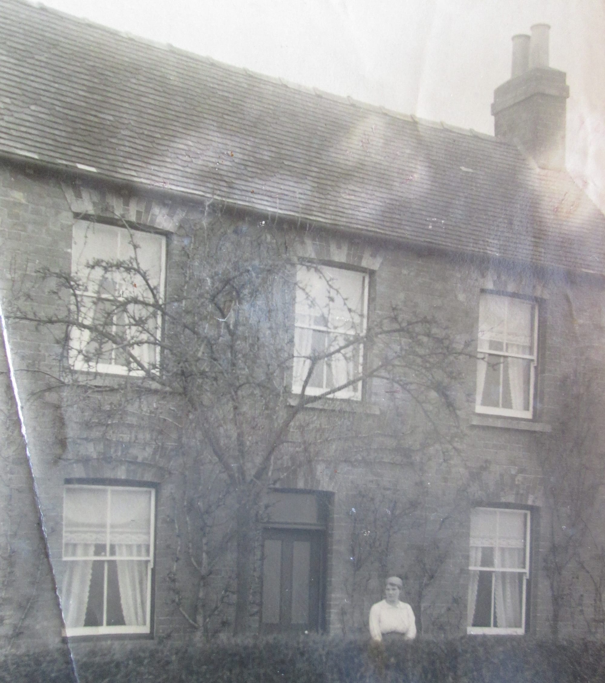 Yew Tree Cottage (Norton Court Estate Cottage No 11)