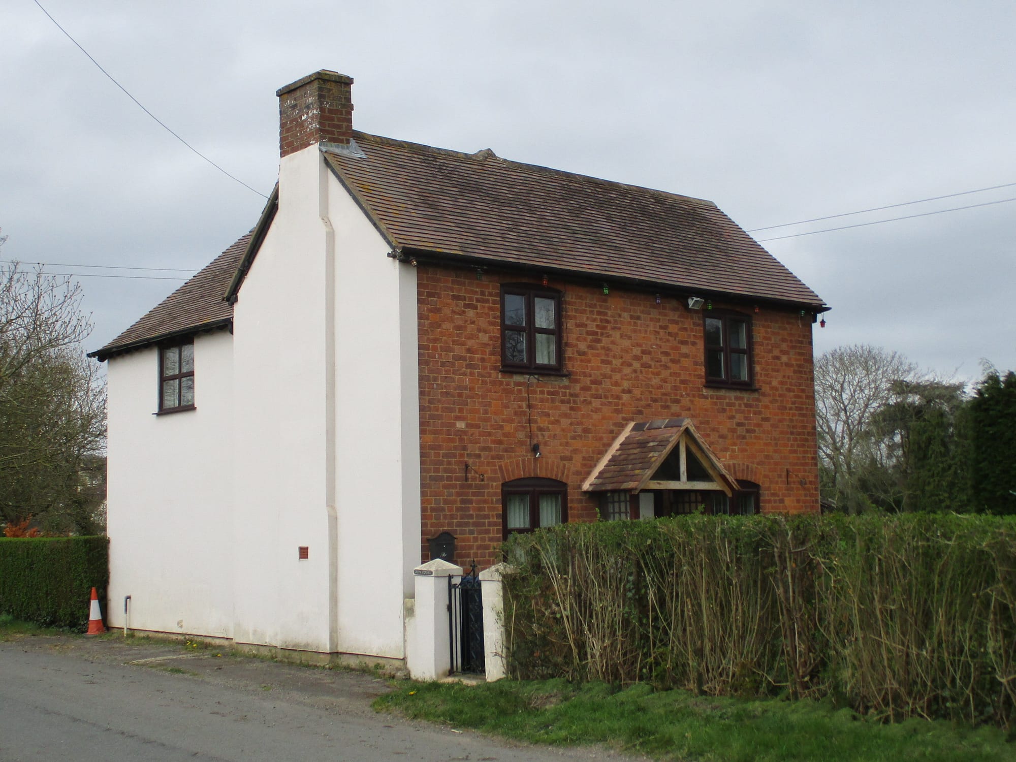 Green Corners (Norton Court Estate Cottage No 7)