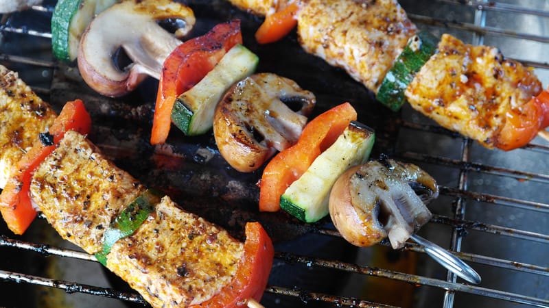 Brochette de Saumon aux Légumes de Saison