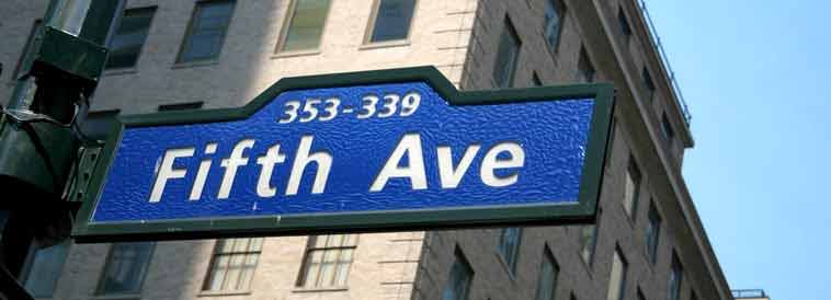 רחוב רבי עקיבא בבני ברק VS. השדרה החמישית בניו יורק