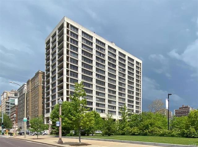 CONDOMINIUM PENTHOUSE RENOVATION