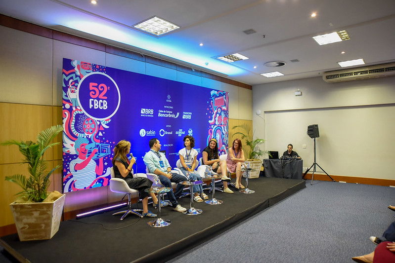 Debate sobre a quinta noite da Mostra Competitiva discute o longa Loop, com Bruno Gagliasso