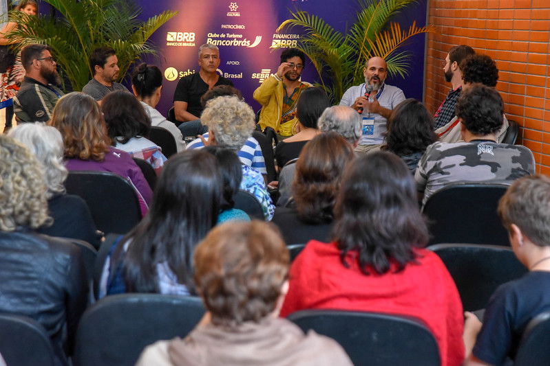 Festival de Brasília: Campus Santo, sobre mobilizações na UnB na década de 80, foi tema do debate deste sábado