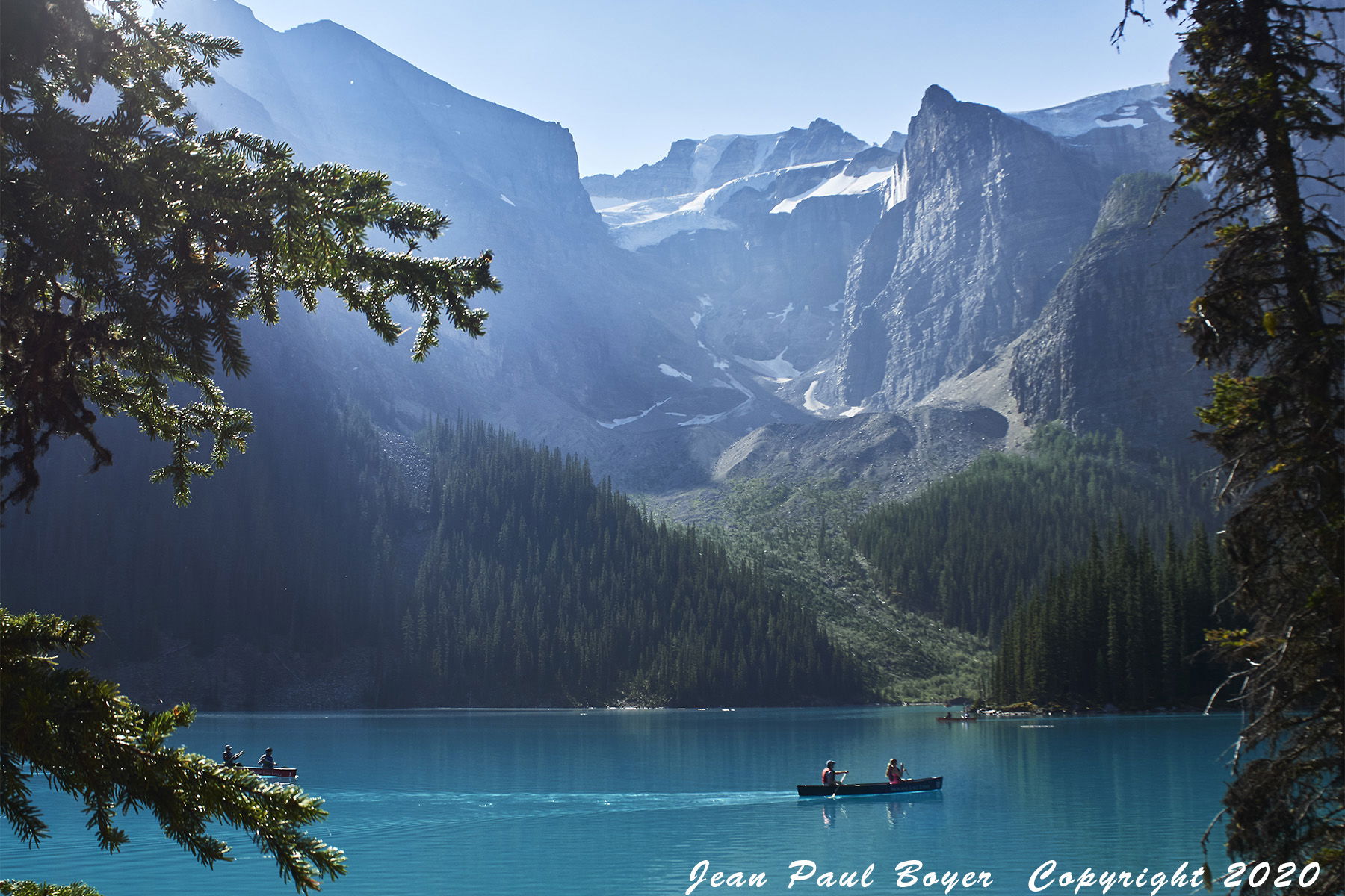 Canada Alberta Louise Lake (Aberdeen Glacier)